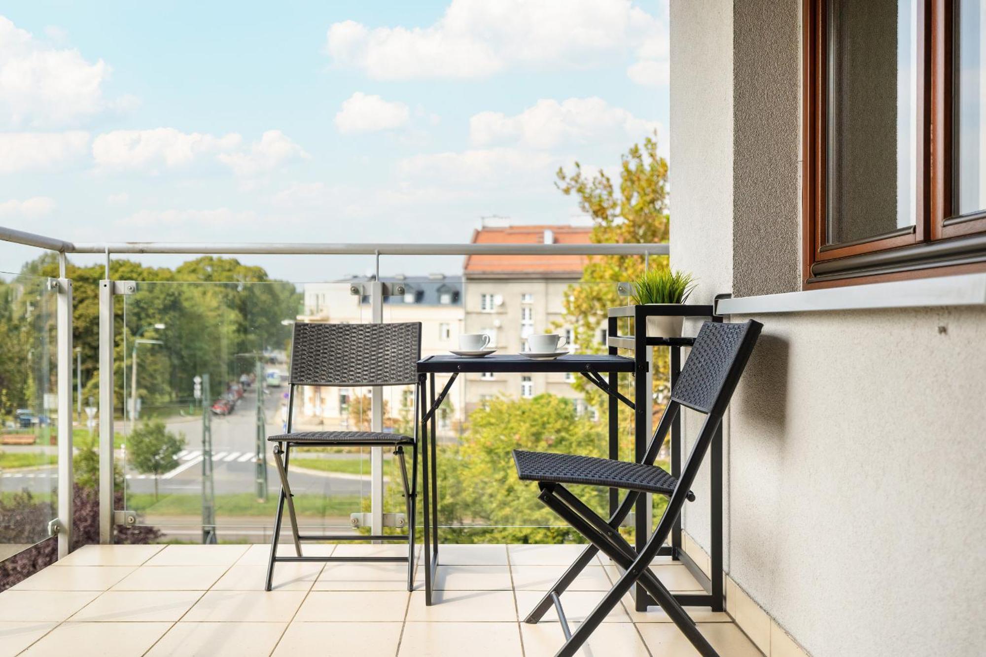 Przytulny Z Klimatyzacja I Parkingiem By Renters Apartment Krakau